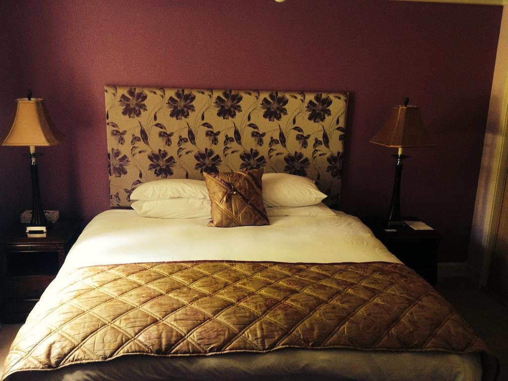 Mansion House Hotel Elgin Rum bild