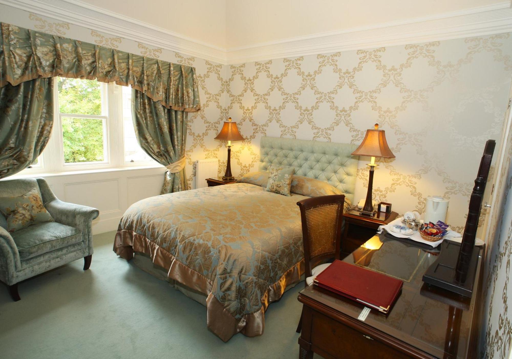 Mansion House Hotel Elgin Exteriör bild