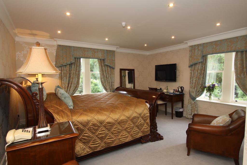 Mansion House Hotel Elgin Rum bild