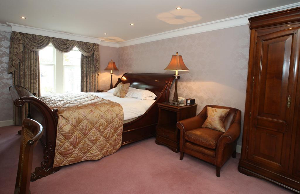 Mansion House Hotel Elgin Rum bild